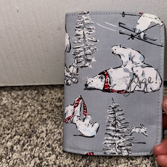 Vera Bradley Passport Cover- Beary Merry - Picture 1 of 3